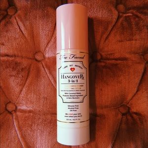 Too Faced Hangover 3-in-1 Primer and Setting Spray
